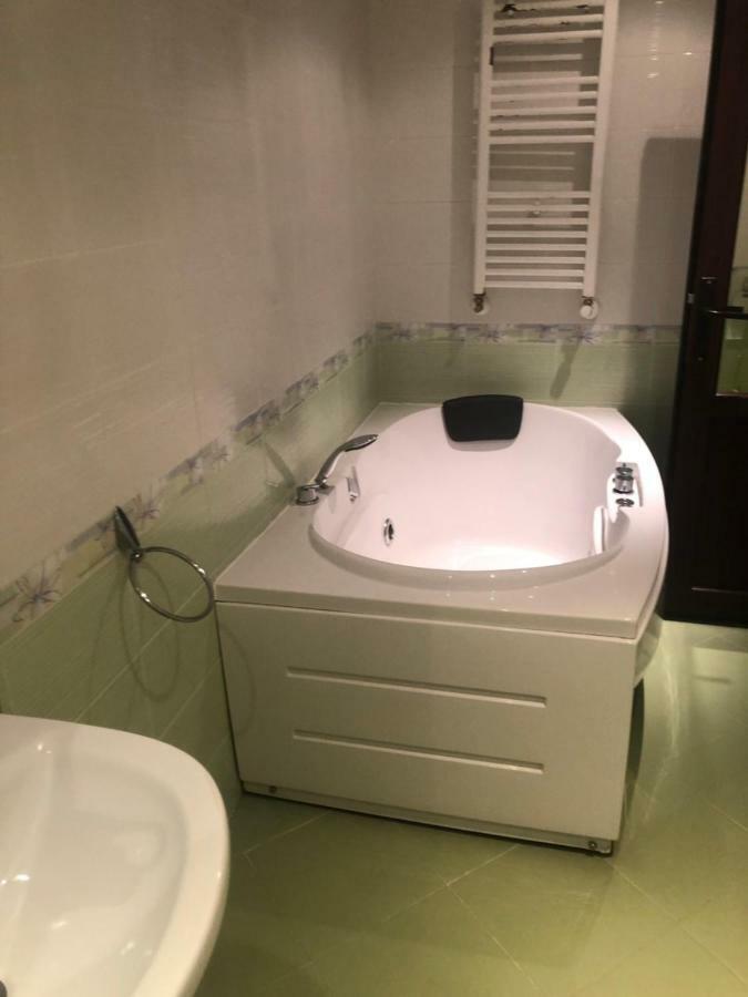 Kŭrdzhali Hotel White House المظهر الخارجي الصورة